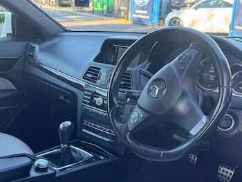 Used Mercedes-Benz E Class 2010 for sale - 77080229: Photo