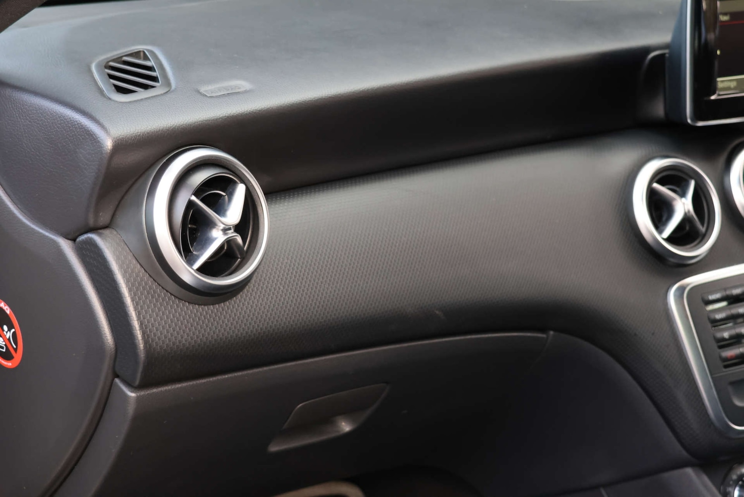 Used Mercedes-Benz A-Class 2014 for sale - 76536203: Photo 10