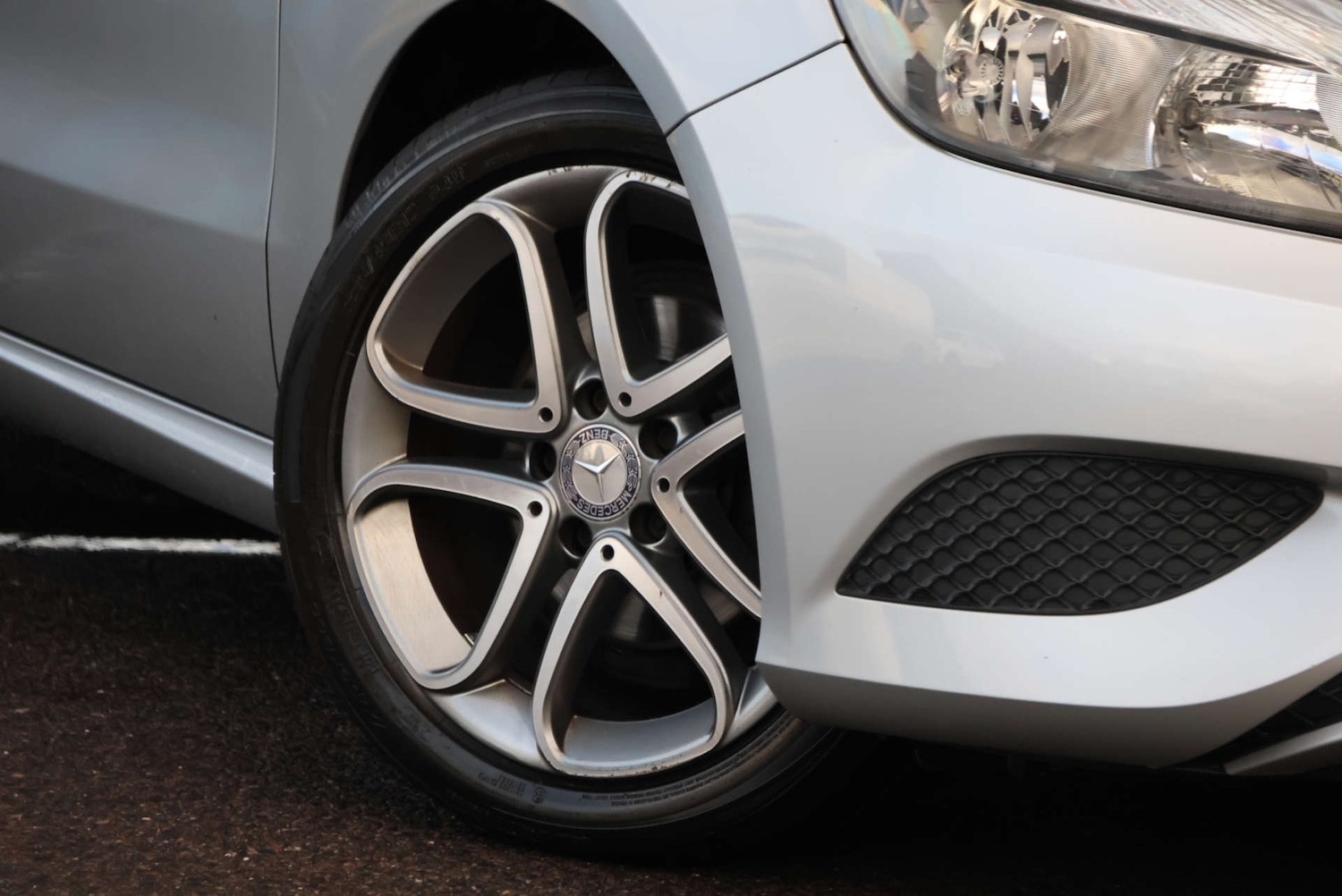 Used Mercedes-Benz A-Class 2014 for sale - 76536203: Photo 17