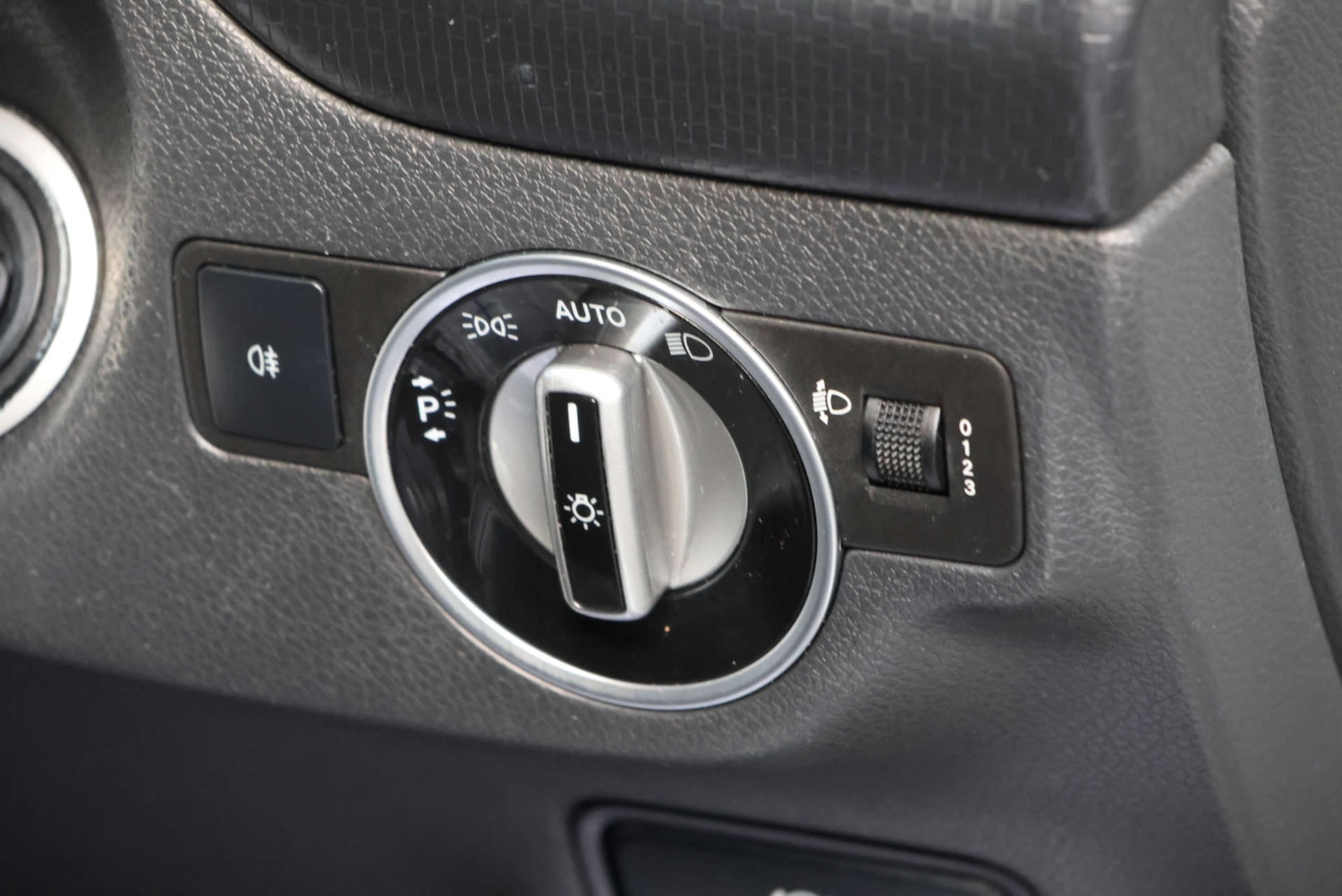 Used Mercedes-Benz A-Class 2014 for sale - 76536203: Photo 24