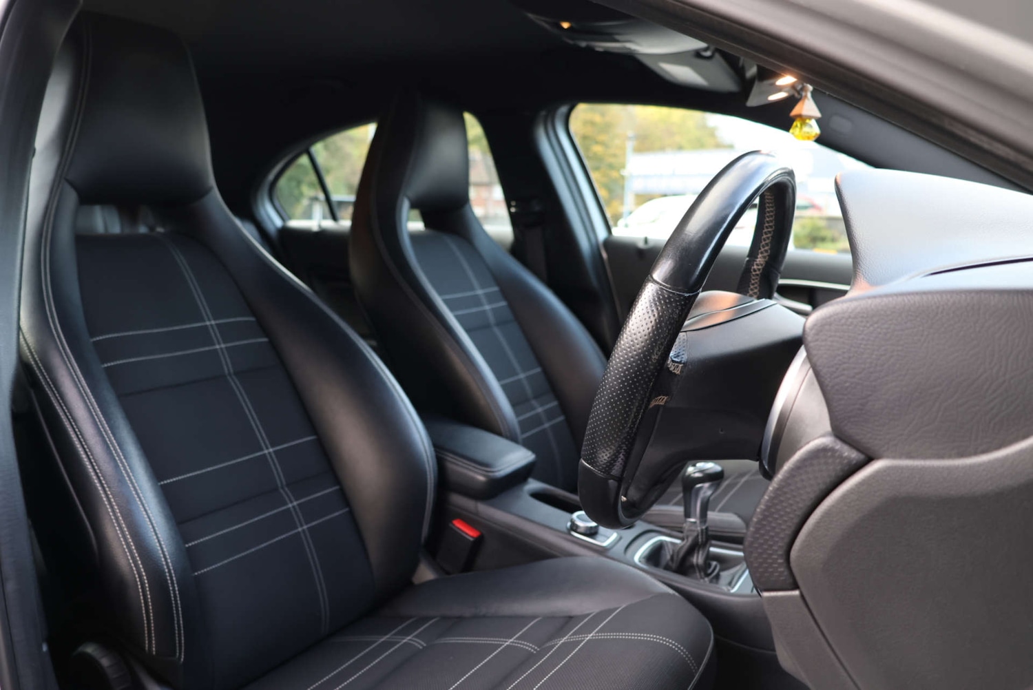 Used Mercedes-Benz A-Class 2014 for sale - 76536203: Photo 5