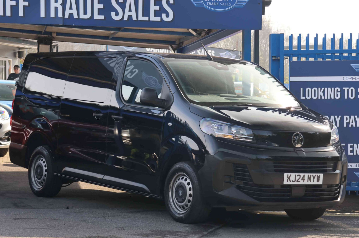Used Vauxhall Vivaro 2024 for sale - 77964909: Photo 2