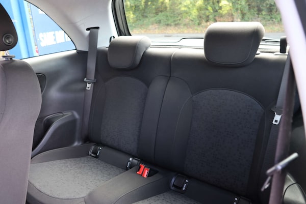 Used Vauxhall ADAM 2015 for sale - 76278572: Photo 7