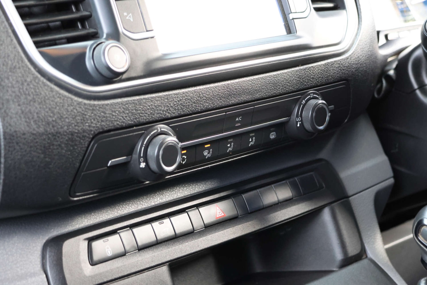 Used Toyota ProAce 2022 for sale - 76884375: Photo 15