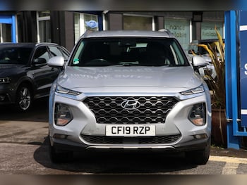Used Hyundai Santa Fe 2019 for sale - 78632404: Photo
