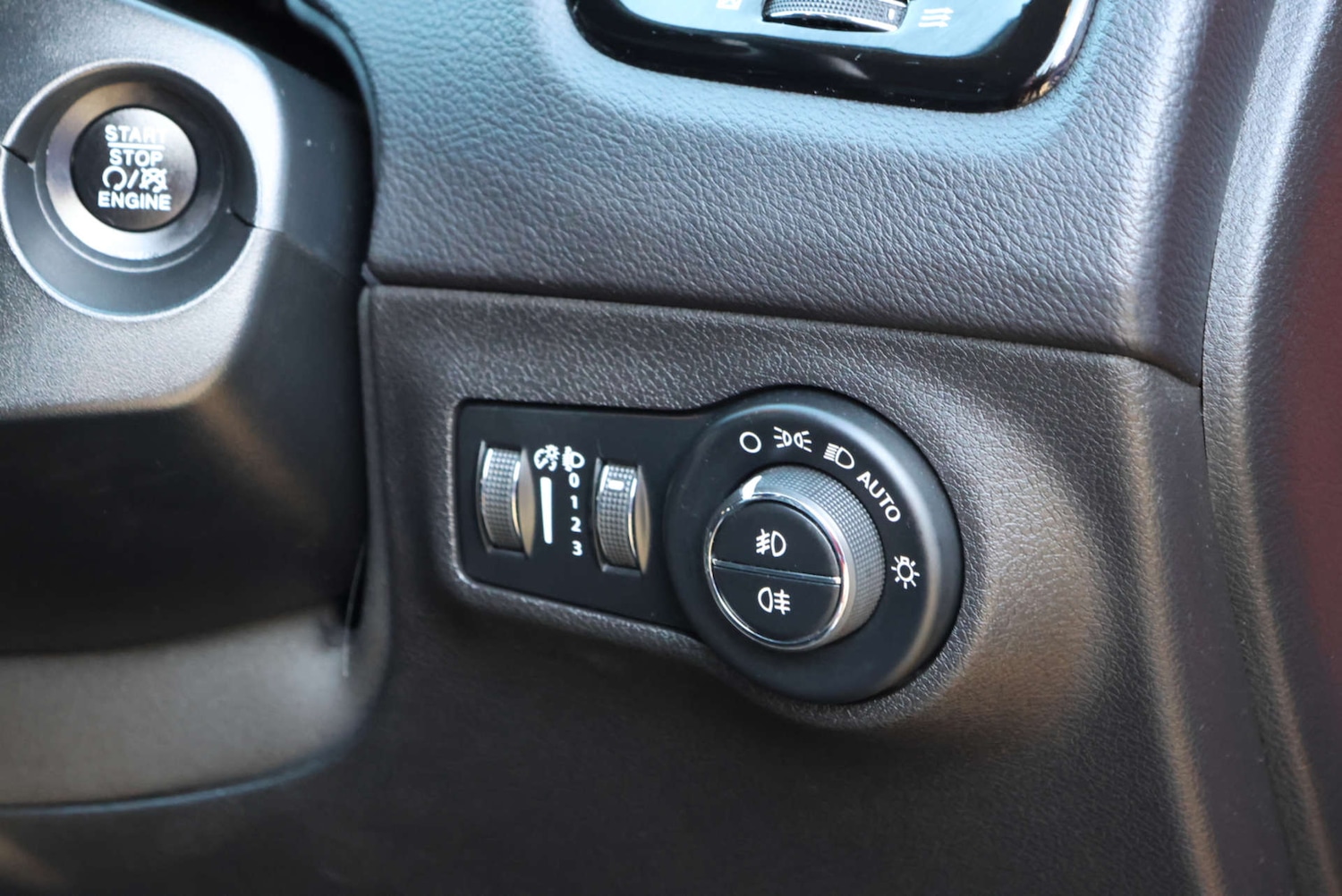 Used Jeep Compass 2019 for sale - 77227795: Photo 42