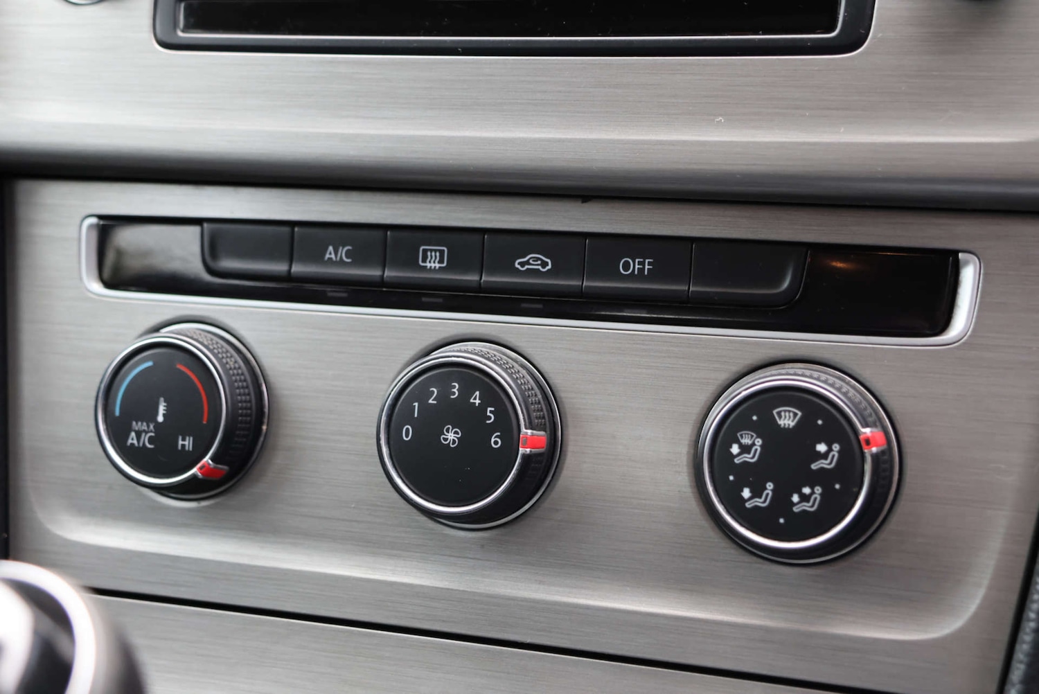 Used Volkswagen Golf 2015 for sale - 76481429: Photo 15