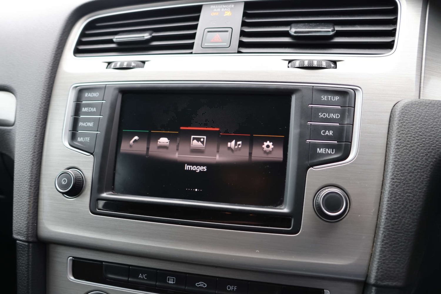 Used Volkswagen Golf 2015 for sale - 76481429: Photo 20