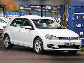 Used Volkswagen Golf 2015 for sale - 76481429: Photo