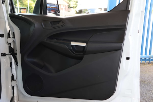 Used Ford Transit Connect 2018 for sale - 76068173: Photo 22