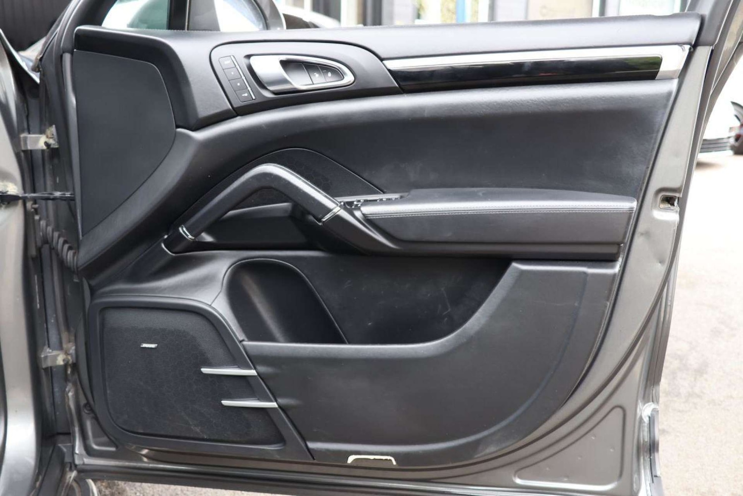 Used Porsche Cayenne 2015 for sale - 76595819: Photo 23