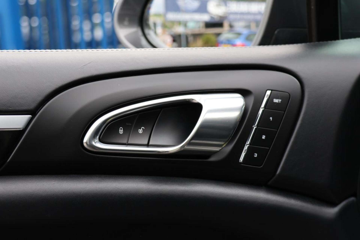 Used Porsche Cayenne 2015 for sale - 76595819: Photo 26