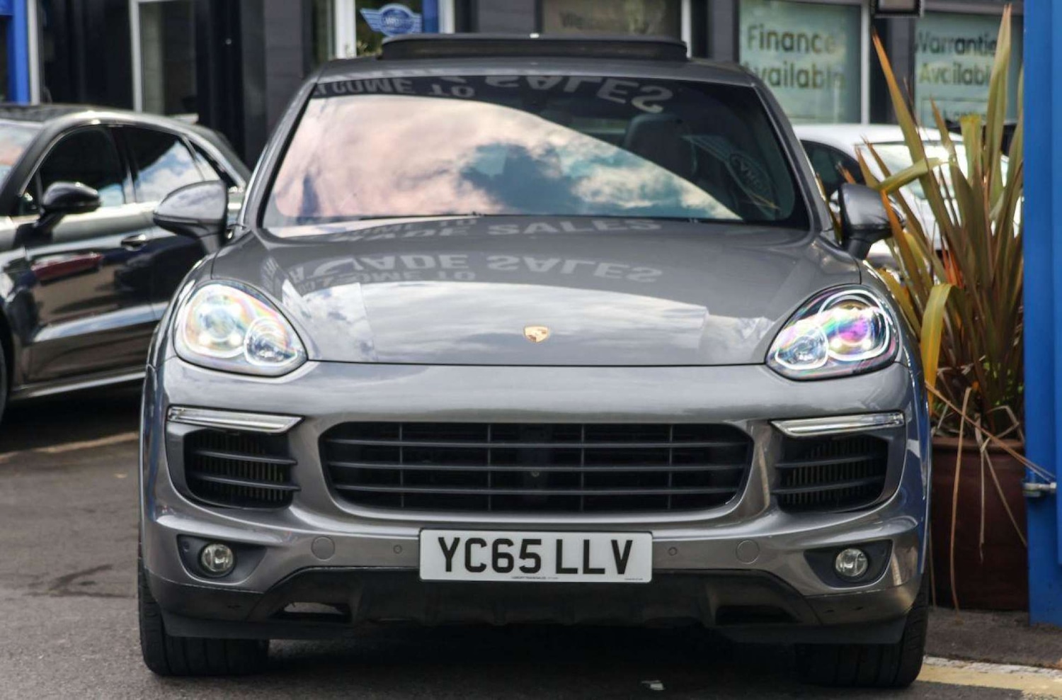Used Porsche Cayenne 2015 for sale - 76595819: Photo 3