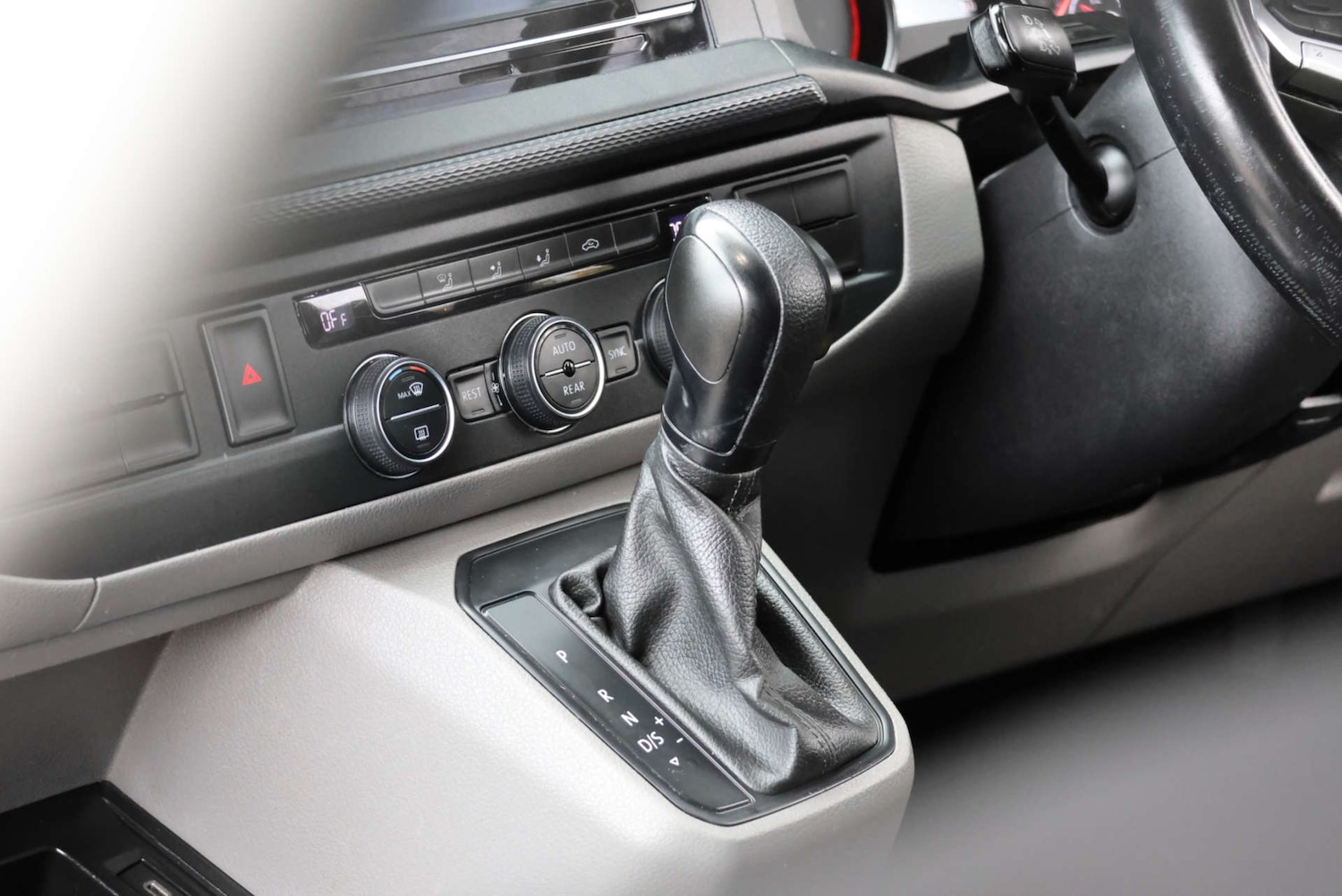 Used Volkswagen Transporter 2020 for sale - 77475161: Photo 20