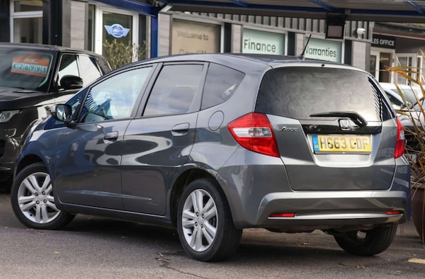 Used Honda Jazz 2013 for sale - 76304401: Photo 12