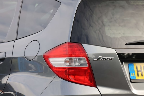 Used Honda Jazz 2013 for sale - 76304401: Photo 14