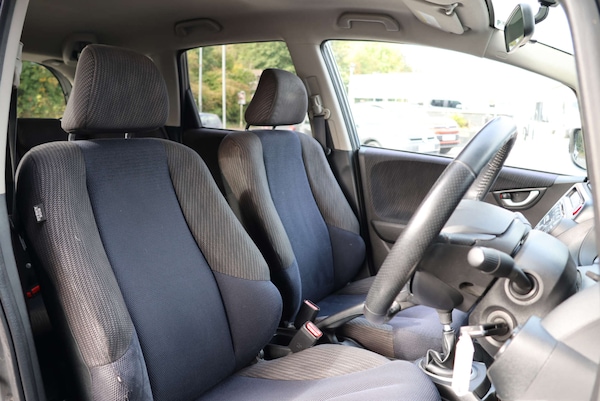 Used Honda Jazz 2013 for sale - 76304401: Photo 5