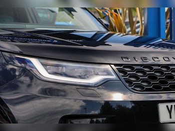 Used Land Rover Discovery 2021 for sale - 79032708: Photo