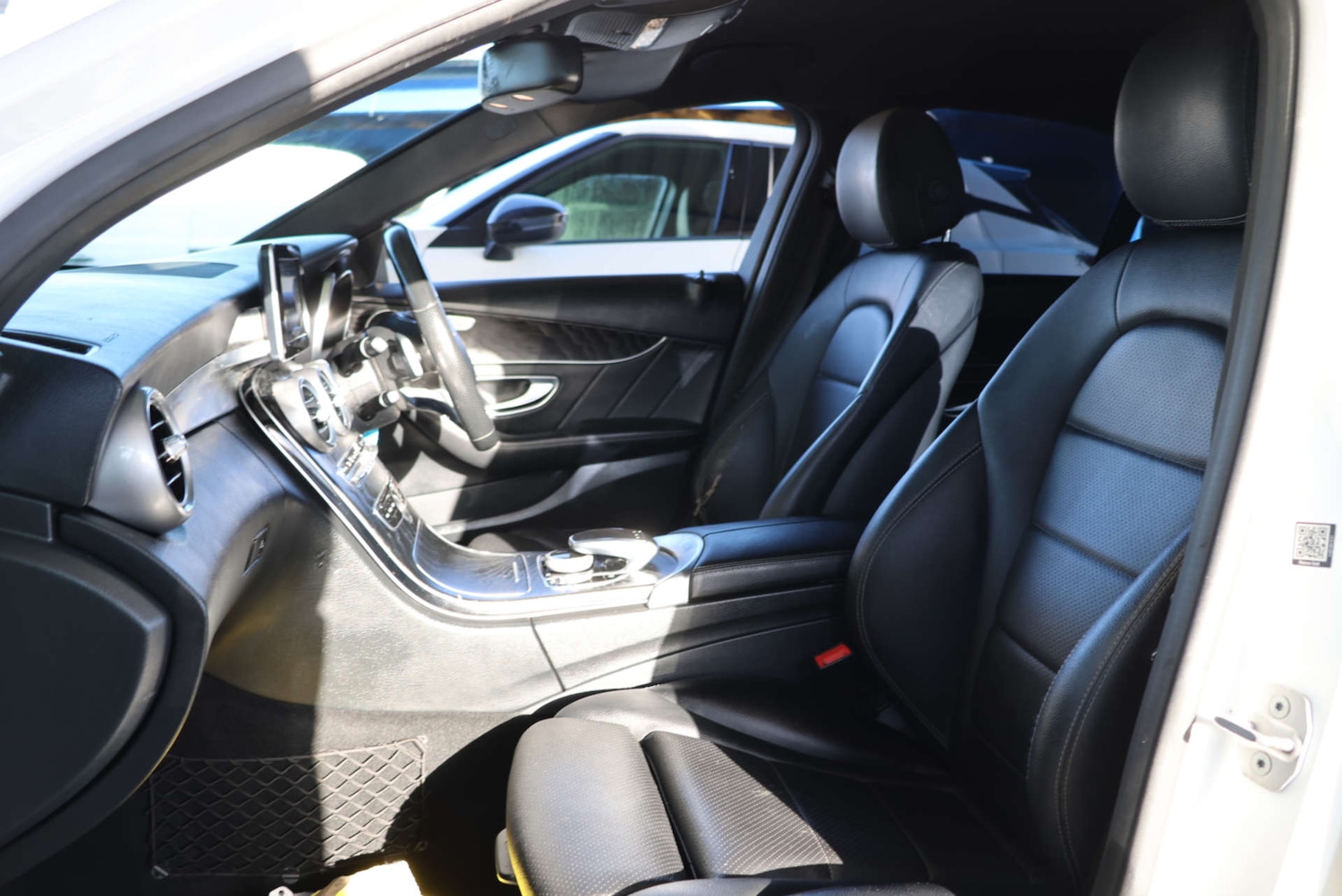 Used Mercedes-Benz C Class 2017 for sale - 77235332: Photo 8