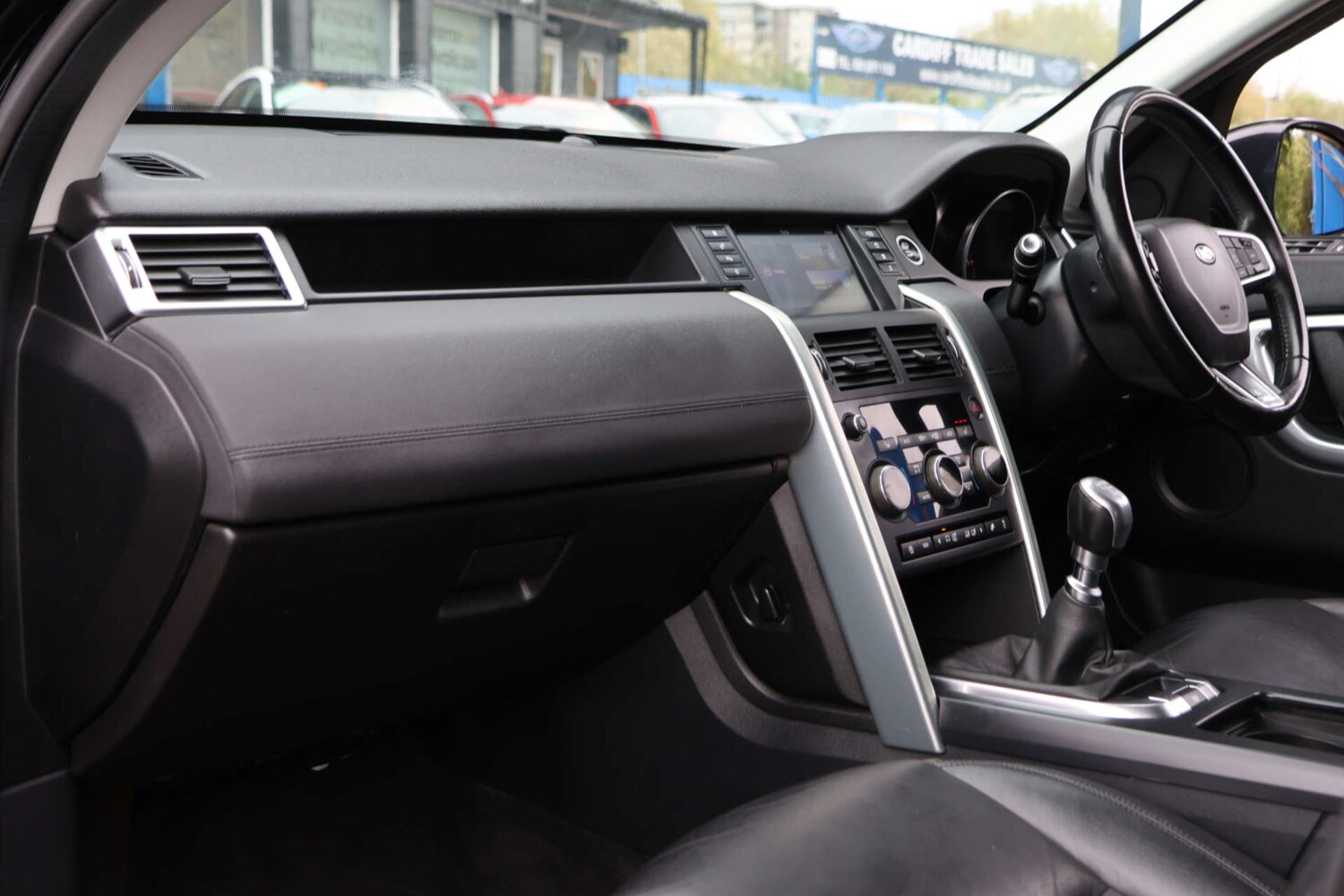 Used Land Rover Discovery Sport 2018 for sale - 78201123: Photo 10