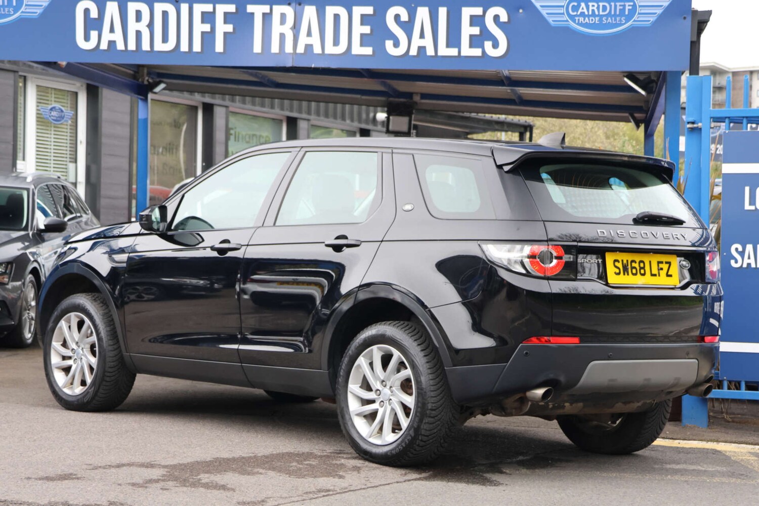 Used Land Rover Discovery Sport 2018 for sale - 78201123: Photo 14