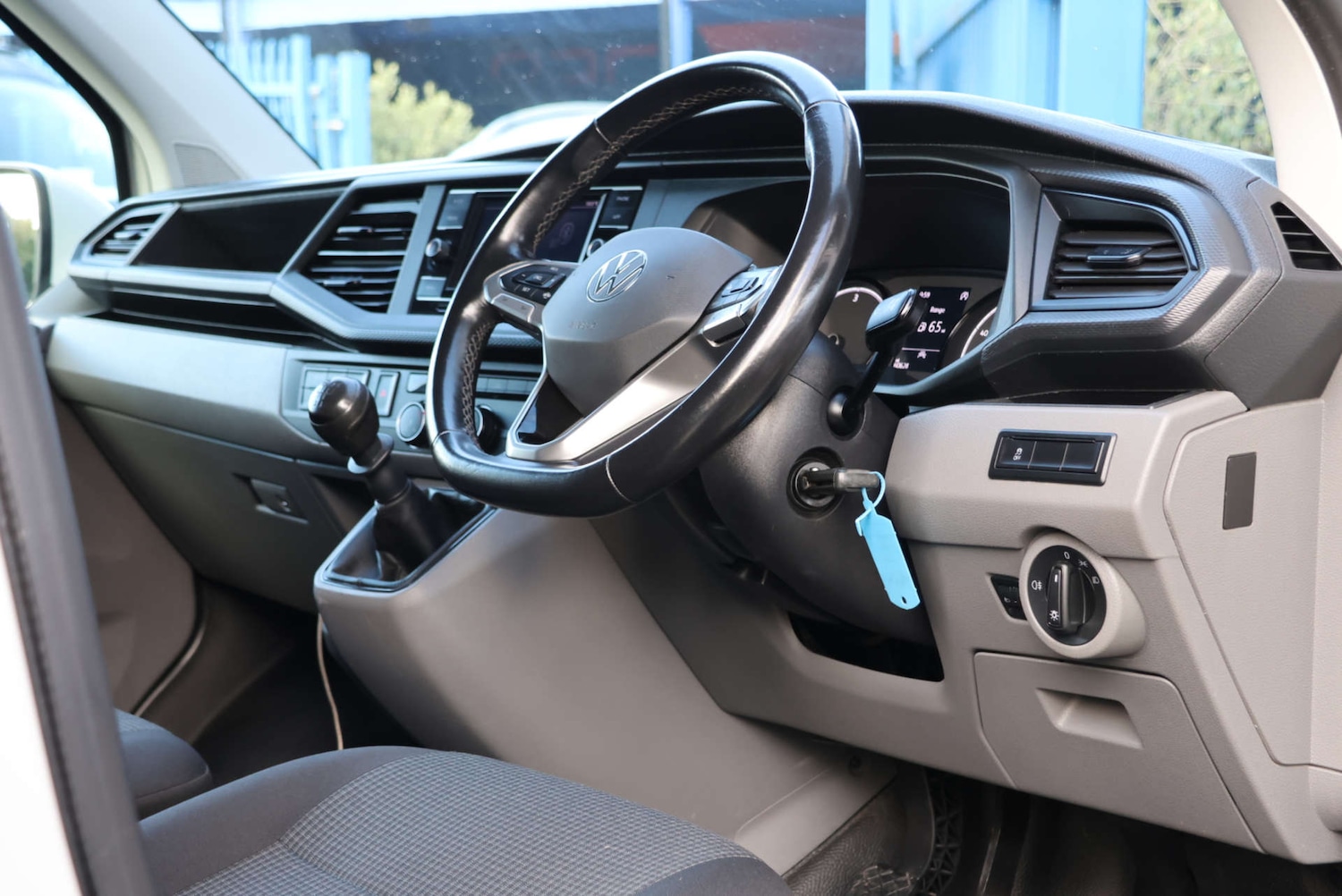 Used Volkswagen Transporter 2023 for sale - 76520313: Photo 4