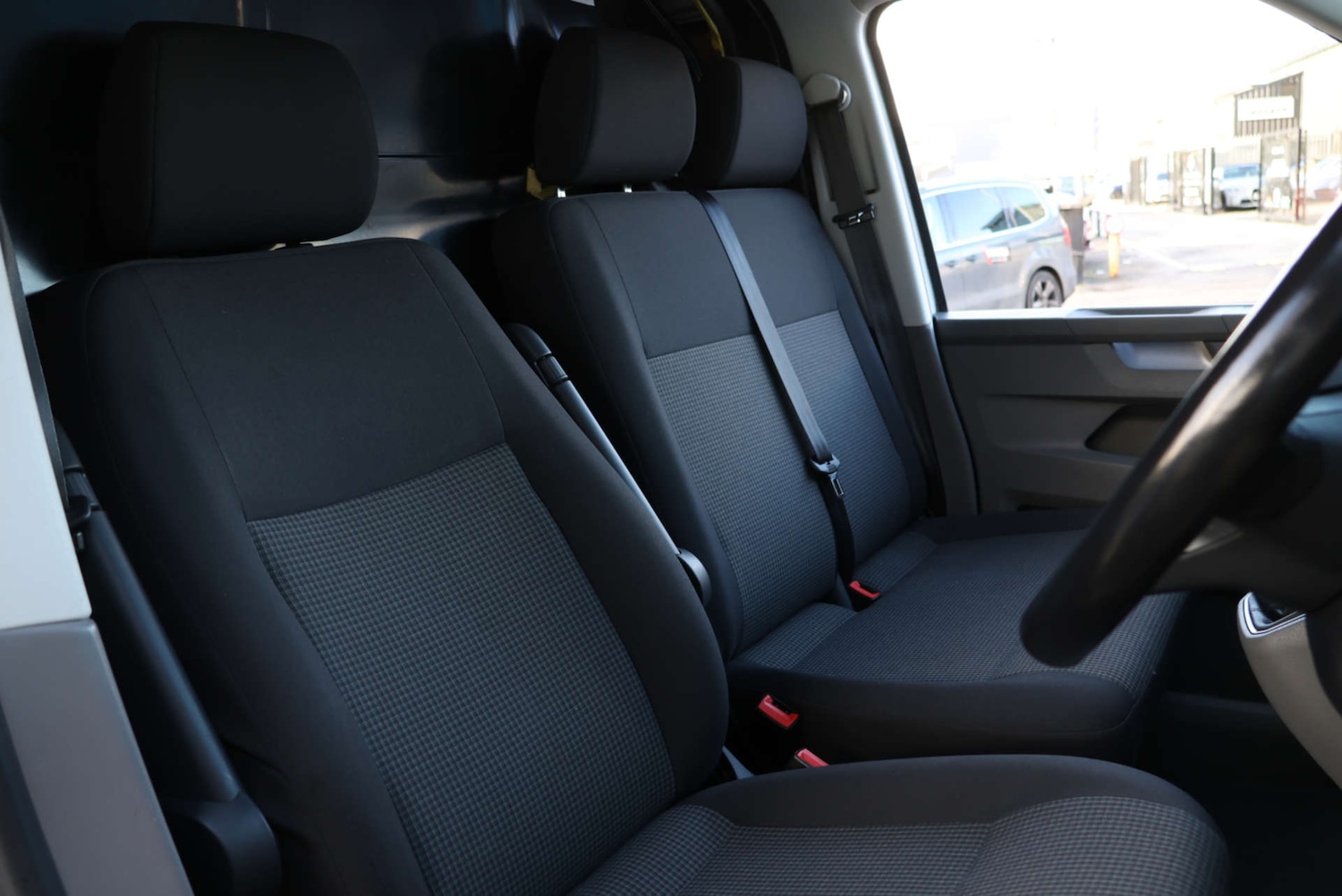 Used Volkswagen Transporter 2023 for sale - 76520313: Photo 5