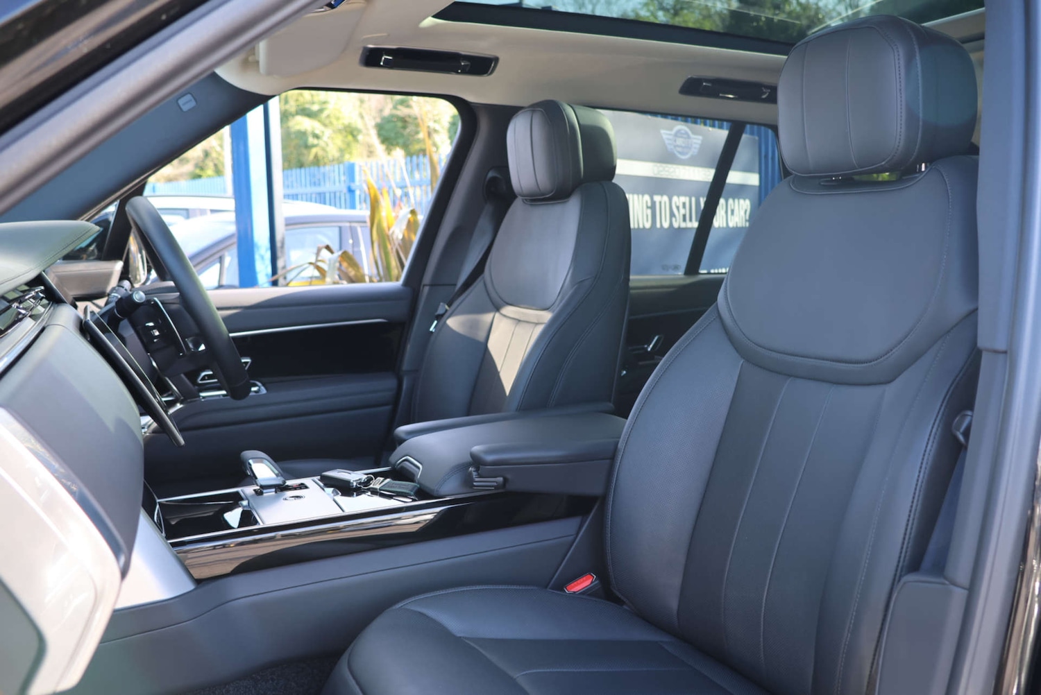 Used Land Rover Range Rover 2024 for sale - 77920840: Photo 15