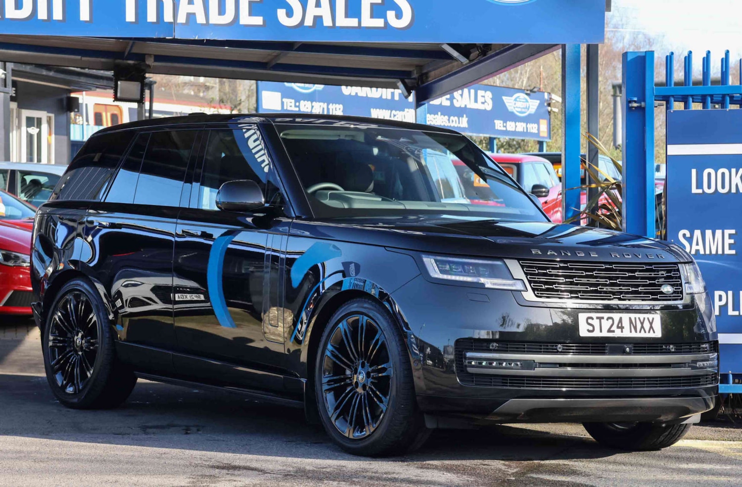 Used Land Rover Range Rover 2024 for sale - 77920840: Photo 2