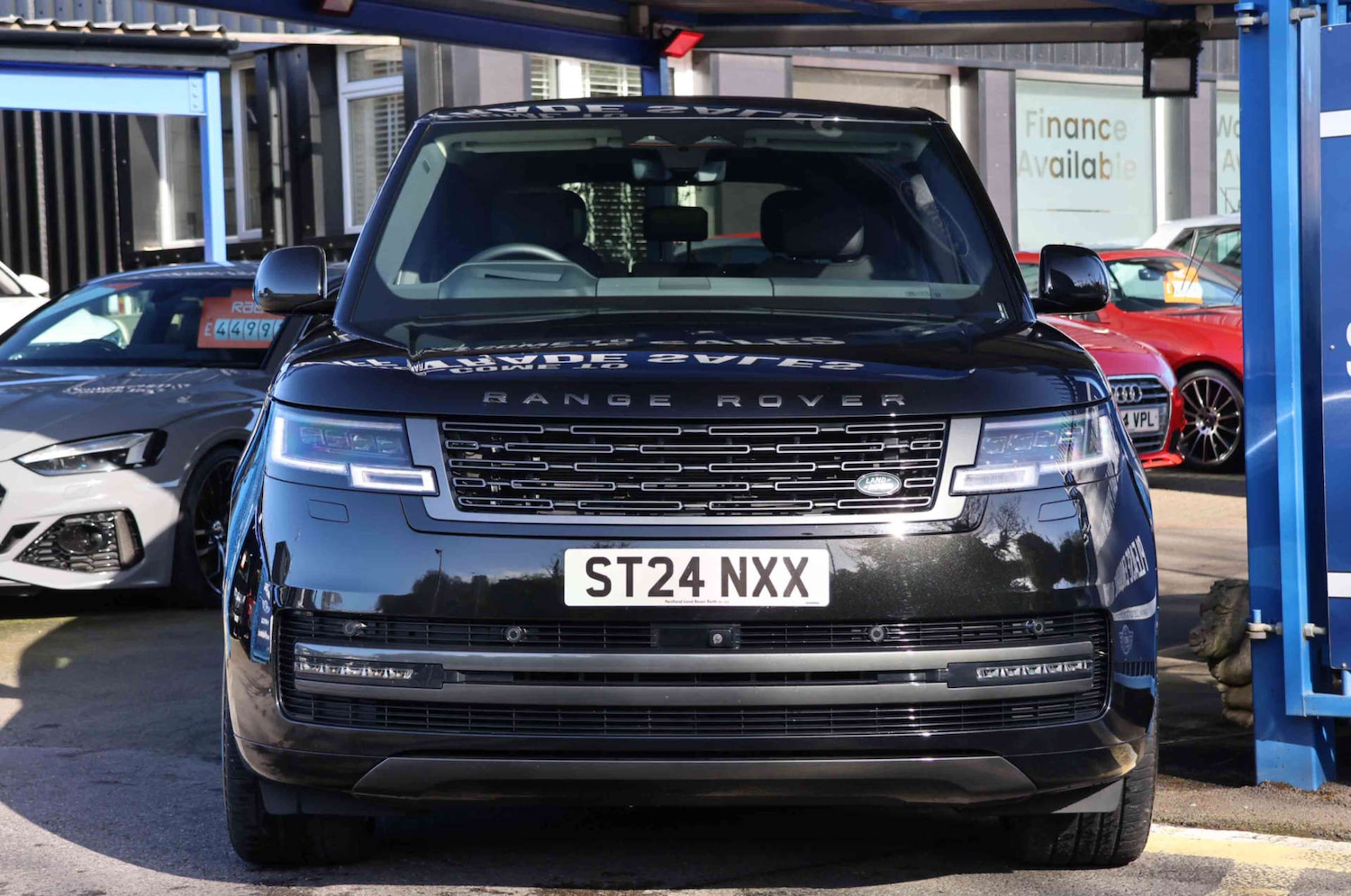Used Land Rover Range Rover 2024 for sale - 77920840: Photo 3