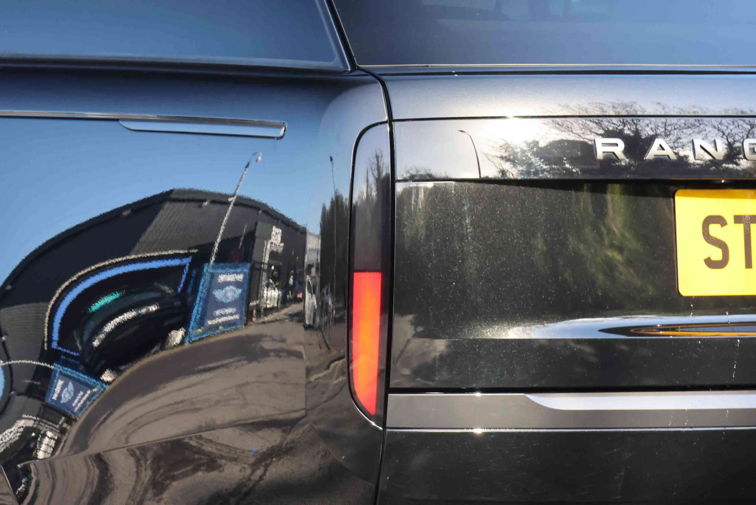 Used Land Rover Range Rover 2024 for sale - 77920840: Photo 32