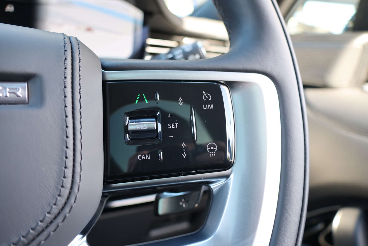 Used Land Rover Range Rover 2024 for sale - 77920840: Photo 40