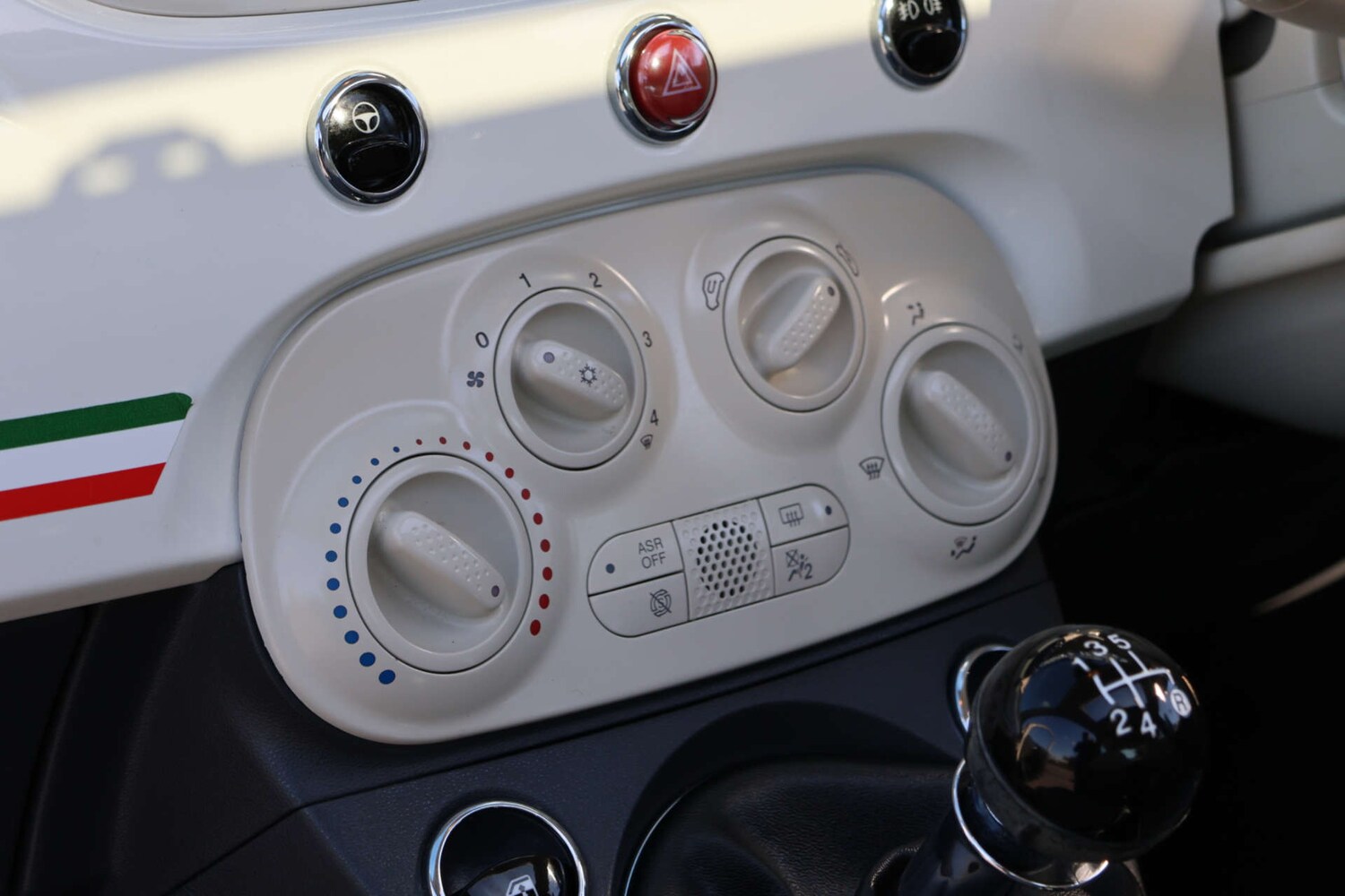 Used Fiat 500 2015 for sale - 78111359: Photo 14