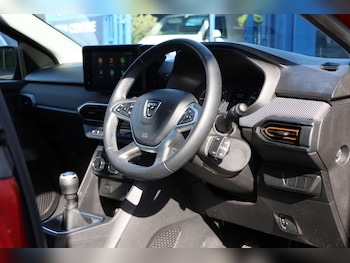 Used Dacia Sandero 2022 for sale - 77640580: Photo