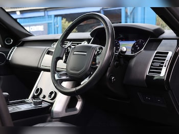 Used Land Rover Range Rover 2019 for sale - 76363957: Photo