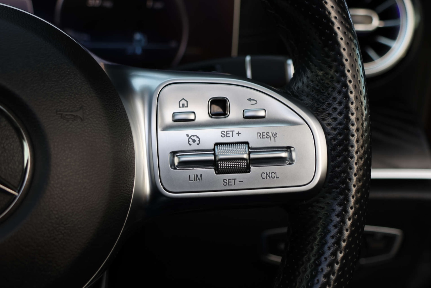 Used Mercedes-Benz E Class 2020 for sale - 76910586: Photo 23