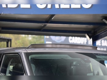 Used Land Rover Range Rover Sport 2017 for sale - 76600934: Photo