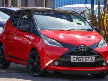 2017 (67) - 1.0 VVT-i x-cite 4 Red Bi-Tone Hatchback 5dr Petrol x-shift Euro 6 (68 ps)