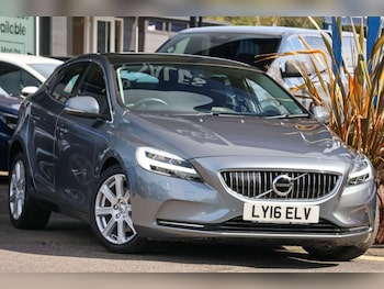2016 - 2.0 V40 Inscription T2 5dr