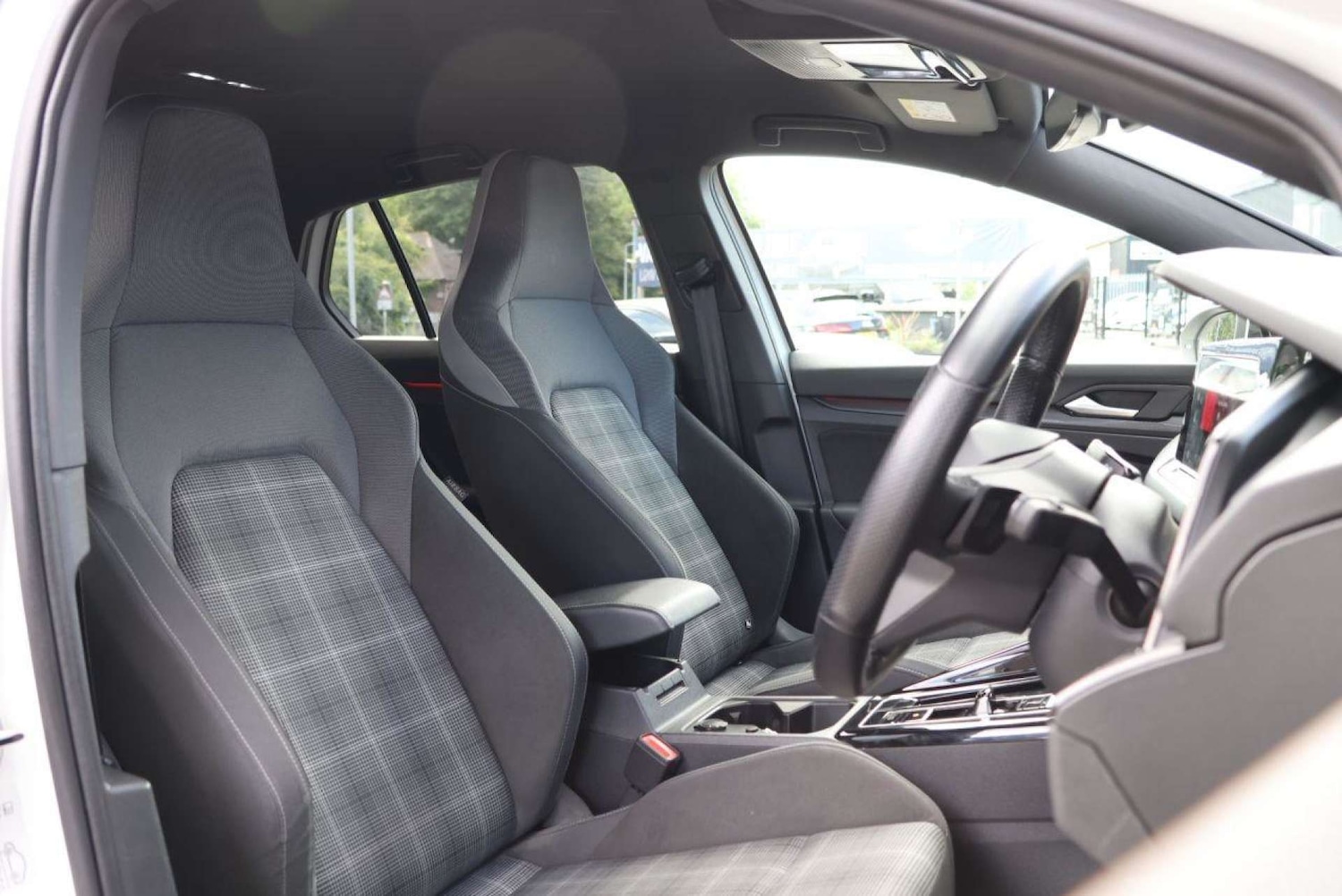 Used Volkswagen Golf 2023 for sale - 76363932: Photo 11