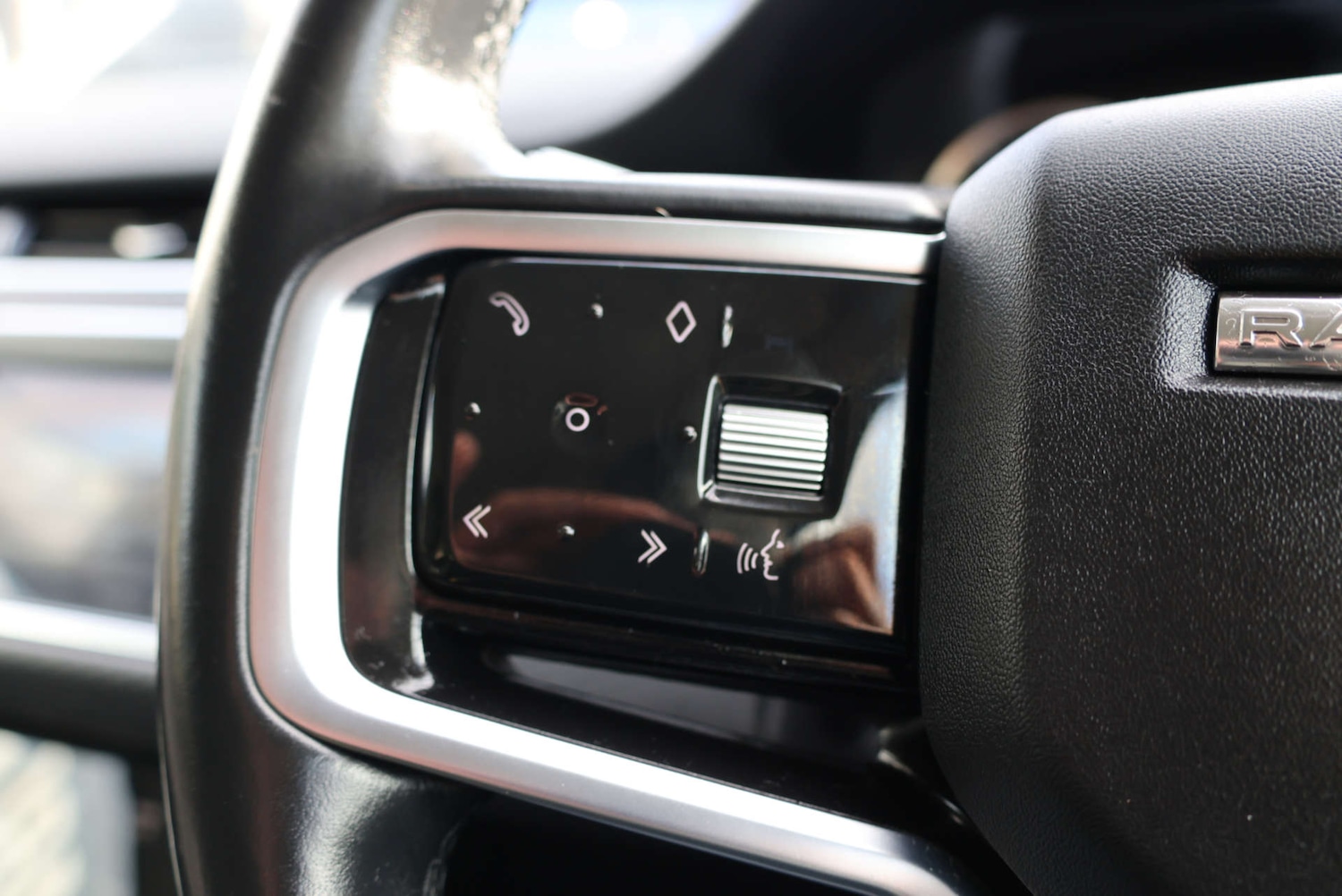 Used Land Rover Range Rover Evoque 2021 for sale - 77531887: Photo 40