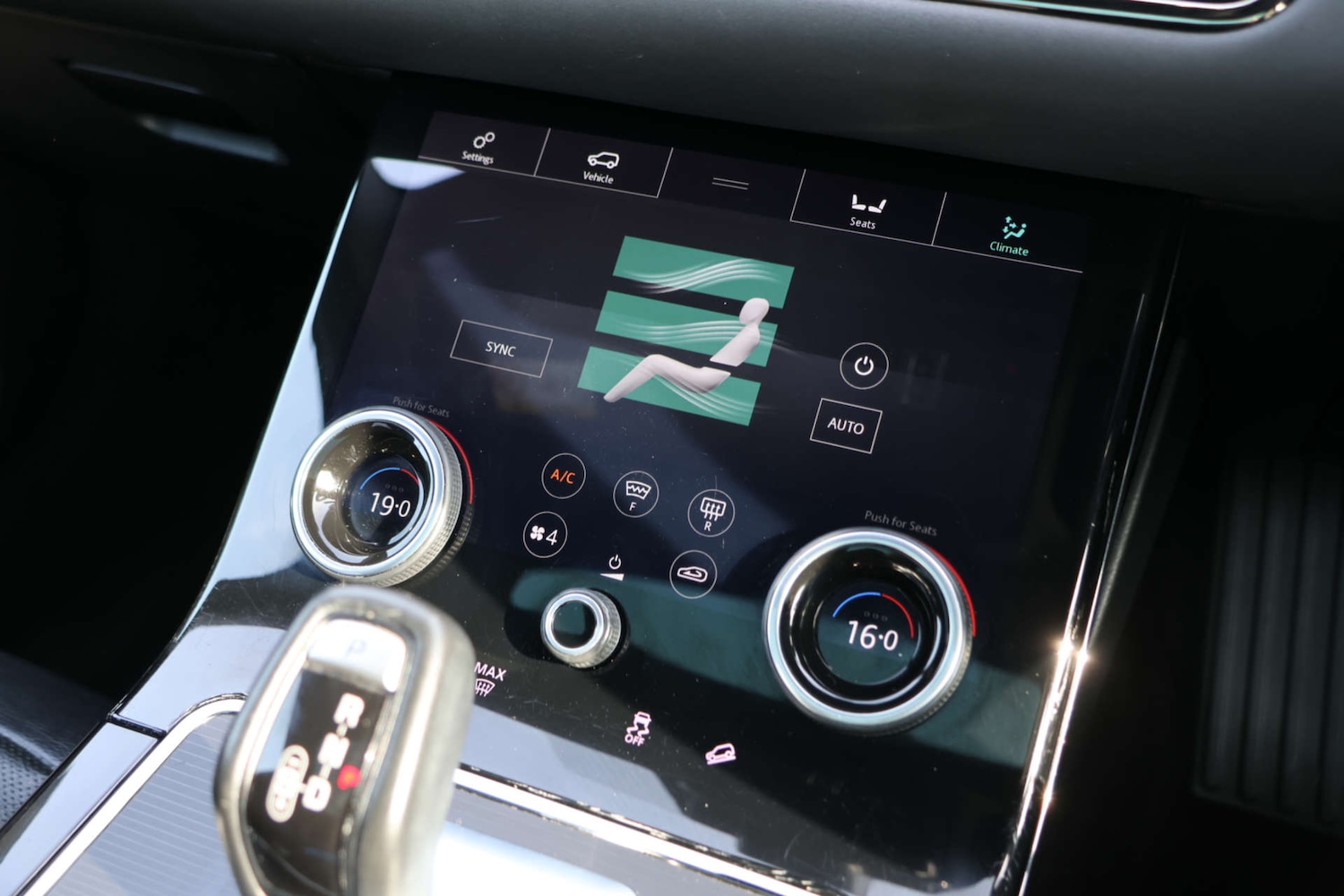 Used Land Rover Range Rover Evoque 2019 for sale - 77974141: Photo 25