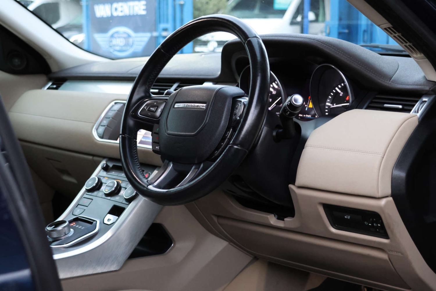 Used Land Rover Range Rover Evoque 2013 for sale - 77022385: Photo 4