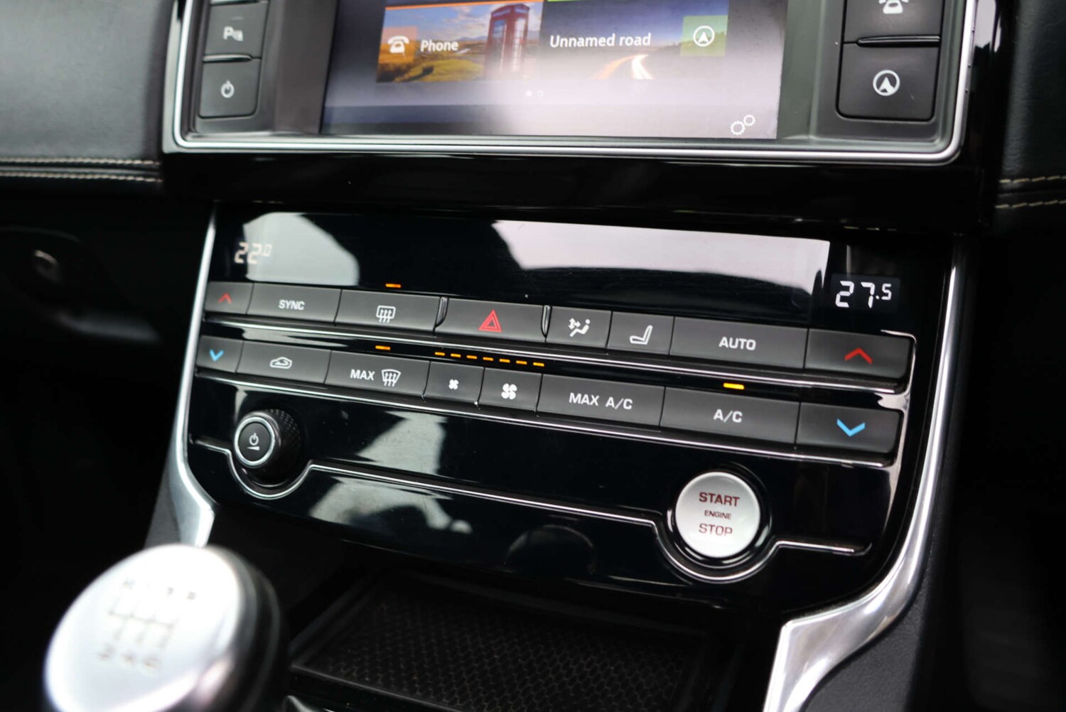 Used Jaguar XE 2017 for sale - 77420208: Photo 17