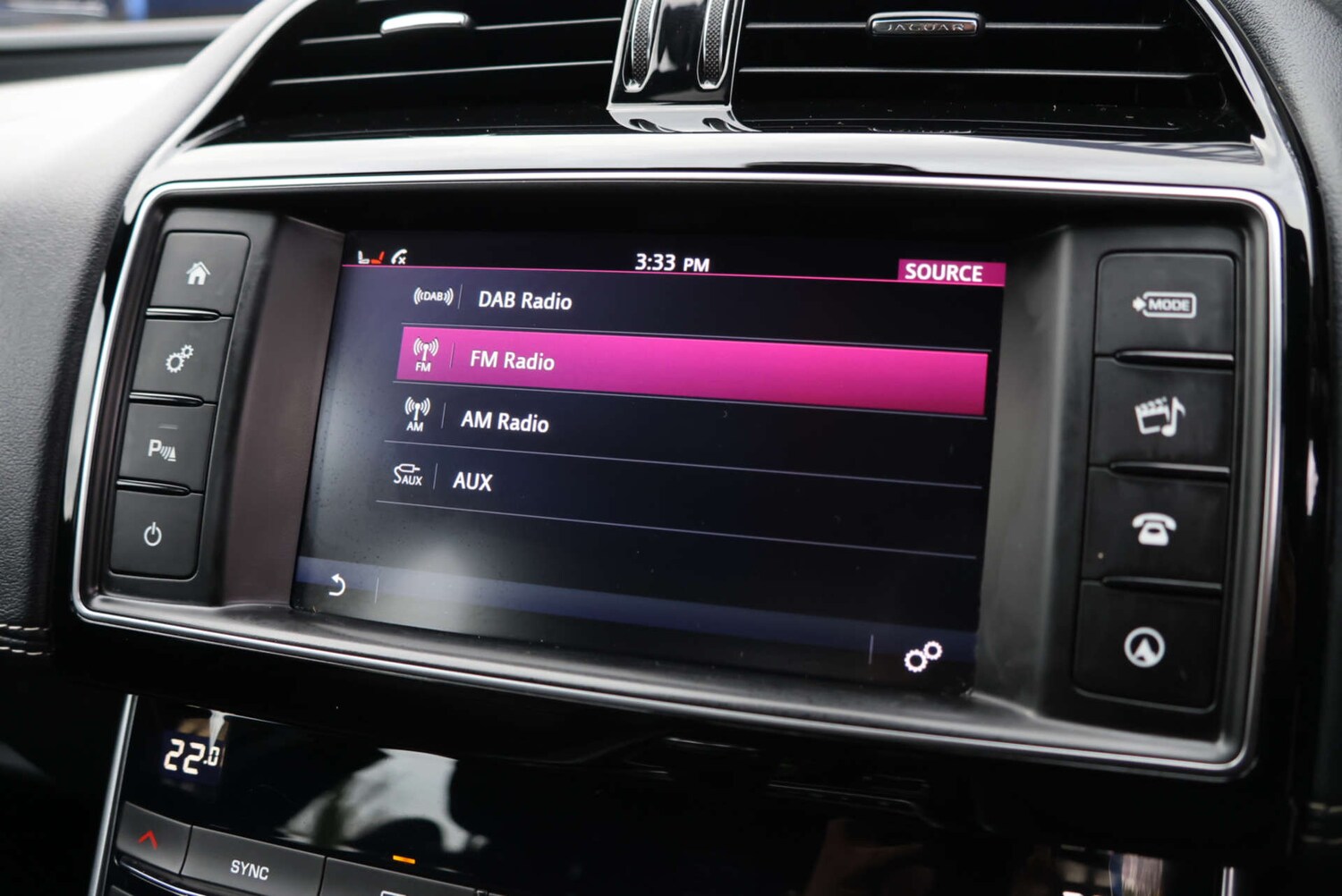 Used Jaguar XE 2017 for sale - 77420208: Photo 21