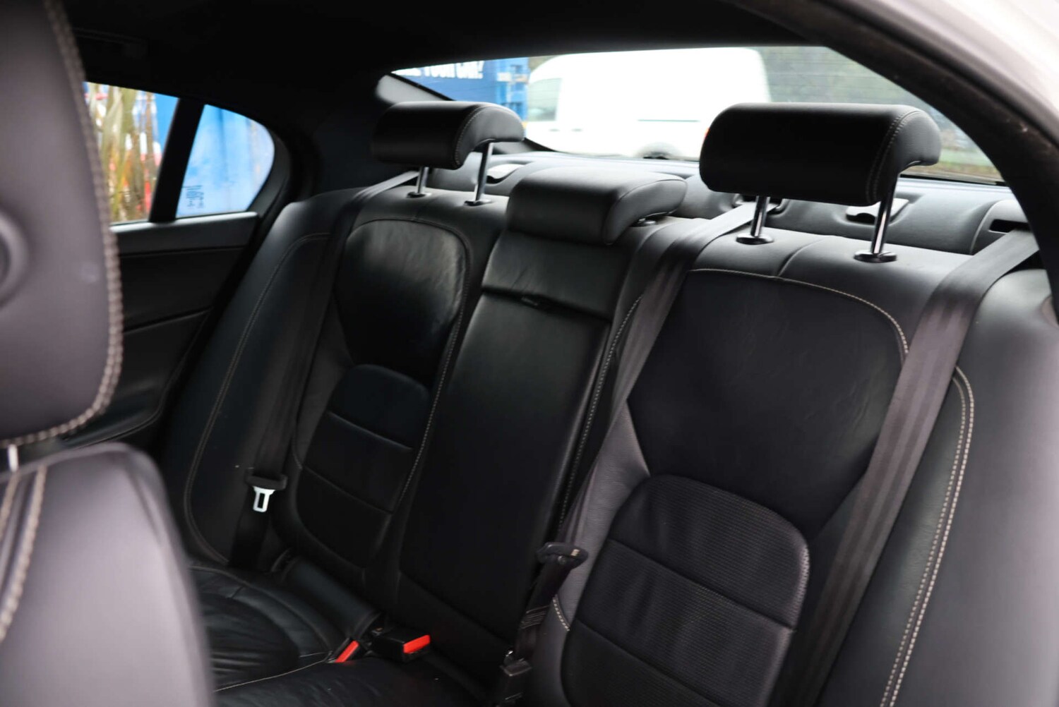 Used Jaguar XE 2017 for sale - 77420208: Photo 7