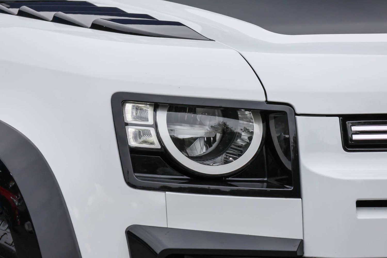 Used Land Rover Defender 2021 for sale - 77946325: Photo 21