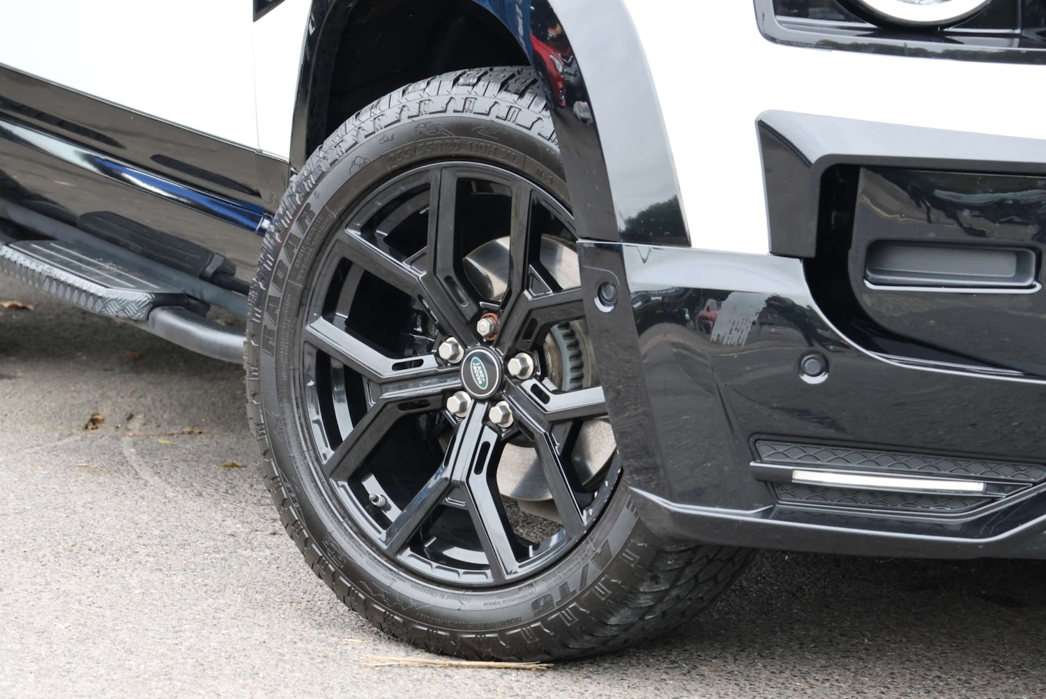 Used Land Rover Defender 2021 for sale - 77946325: Photo 24