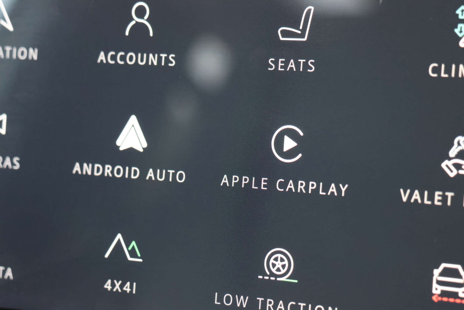 Used Land Rover Defender 2021 for sale - 77946325: Photo 44