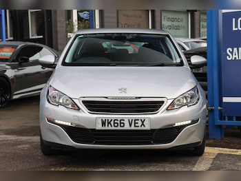 Used Peugeot 308 2016 for sale - 77535080: Photo